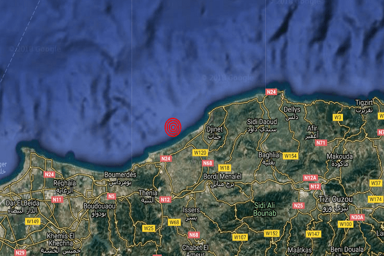 La terre tremble à Boumerdés