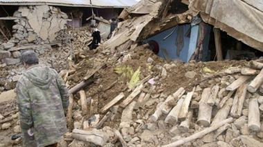 Fort séisme dans l'est de la Turquie : des morts, des dégâts considérables