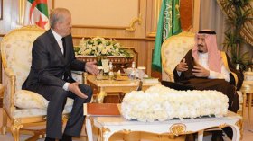 سلاّل للسعوديين: الجزائريون سيدافعون عن الحرَمين