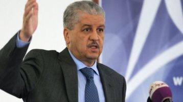 الذين يَبنون الجزائر.. والذين يحكمونها