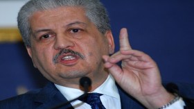 سلال: لا حلّ للبرلمان ولا مجال لتشريعيات مسبقة
