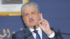 سلال يلزم تبون بانتهاج نمط خاص لوزارة الداخلية للتحقق من شهادات الإقامة