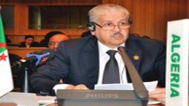 L’Algérie réitère sa position en condamnant les attaques terroristes contre la ville de Konna