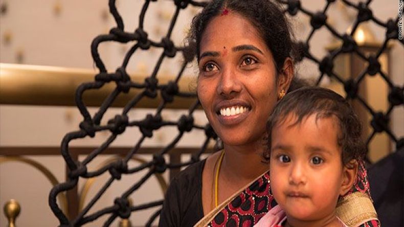 سيلفي.. الفتاة الهندية التي ألهمت العالم!