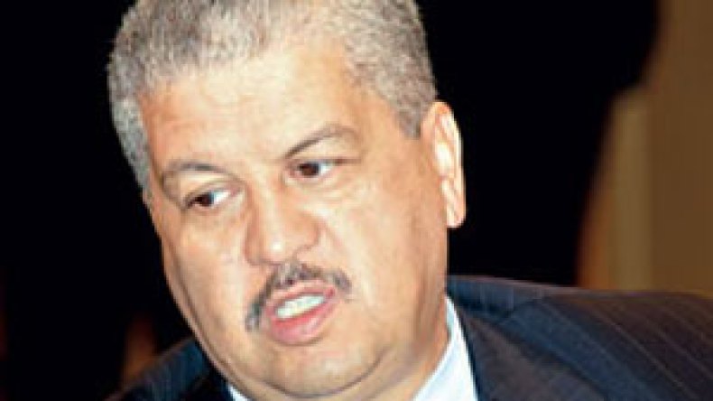 الحكومة ستخفض الضرائب على إنتاج المياه المعدنية لتنزيل أسعارها