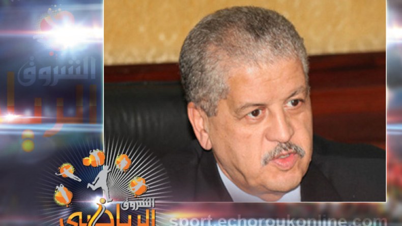 سلال وعدني بملعب يسع 40 ألف في بجاية.. وتهمي تنصل من مسؤوليته