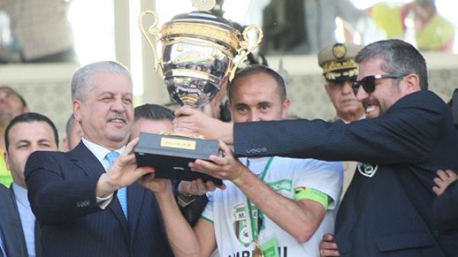 سلال وولد علي والطيب زيتوني كبار شخصيات نهائي “السوبر”