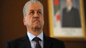 سلال يحل بالعاصمة الإسبانية في زيارة عمل