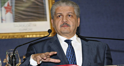 Sellal: “”L’État mobilisera tous les moyens pour rapatrier les Algériens établis en Égypte””