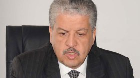 شيوخ وأعيان جانت يطالبون سلال بوقف مسلسل “طوق النار”