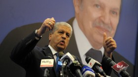 سلال: بوتفليقة ترشح لأنه متأكد بأن البلاد مستهدفة