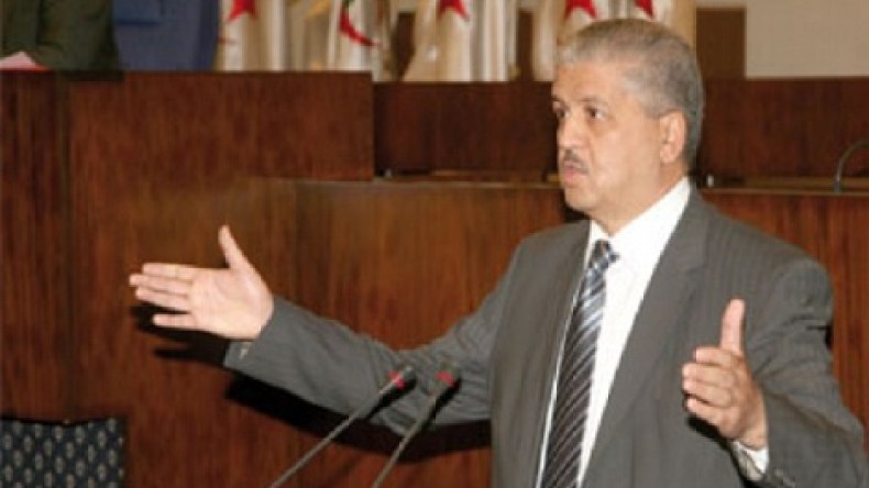 سلال يقدم “خطة استعجالية” لاستعادة ثقة المواطن