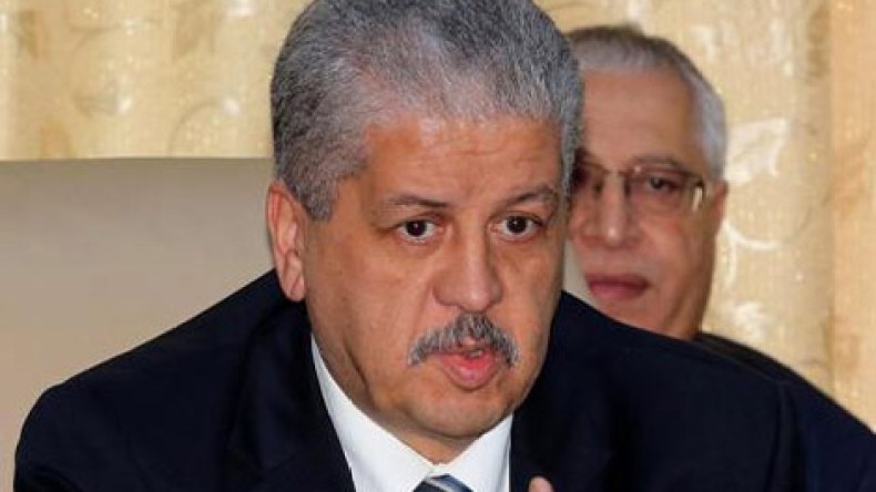 سلال: نحاول استرجاع القاعدة الصناعية للجزائر