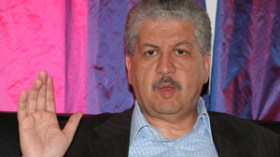 سلال يحمّل المديرين الولائيين مسؤولية انقطاعات وتذبذب توزيع المياه