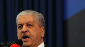 سلال: وعود بوتفليقة “وعود رجال بشلاغمها”