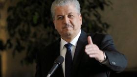 سلاّل: بوتفليقة لم يغادر البلاد مؤخّرا للعلاج وهو الذي يقود الجزائر