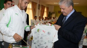 جمعية “كرة القدم دون عنف” تدعو سلال إلى التدخل