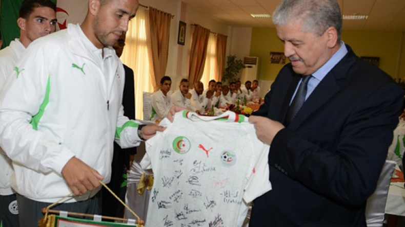 جمعية “كرة القدم دون عنف” تدعو سلال إلى التدخل