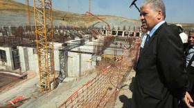 سلال في سطيف السبت لدفع الاستثمار الصناعي والفلاحي