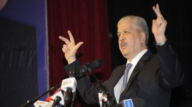 Sellal appelle les femmes à voter Bouteflika