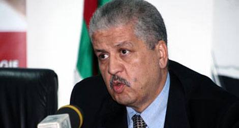 Sellal : un programme national pour améliorer la distribution de l’eau potable en période estivale