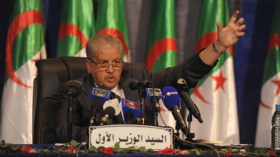 مثقفون ينتفضون ضد تصريحات سلال في حق الشاوية