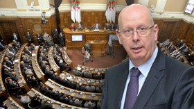 سيناتورات يطالبون بمراجعة الأجور ومحاسبة الحكومة!