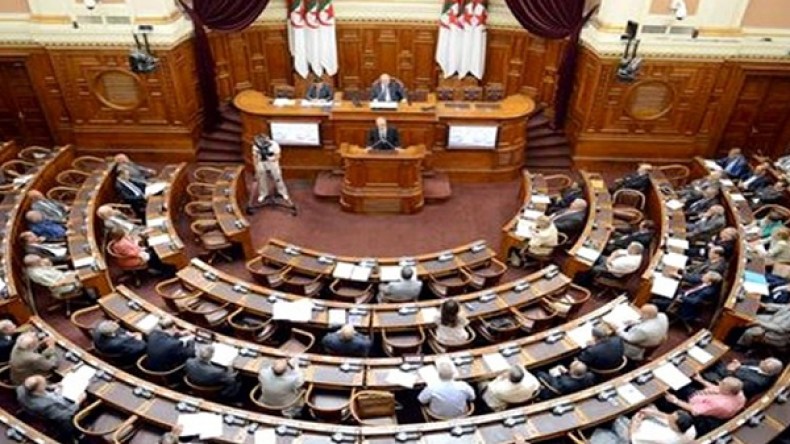 قانون المالية على طاولة “مجلس الشيوخ” الإثنين