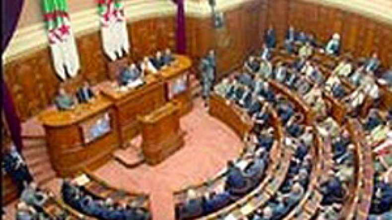 بورصة  الانتخابات  تشتعل  وفتوى  بتحريم  شراء  الأصوات