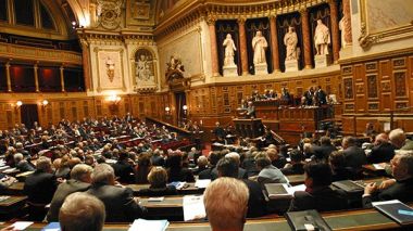 France: 100 Parliamentary questions about Algeria in less than a year