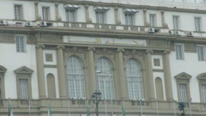 مشروع تعديل الدستور في افتتاح الدورة الربيعية للبرلمان