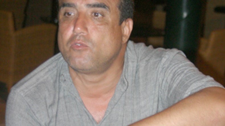 “سعدان لا يتحكم في اللاعبين المغتربين”