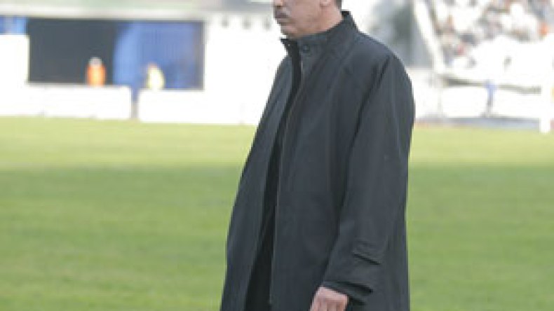 سرار‭ ‬يضع‭ ‬حدا‭ ‬لنفوذ‭ ‬حمار‭ ‬ويصرح‭ ‬‮ “‬أنا‭ ‬الباترون‭ ‬في‭ ‬الوفاق‮ “‬