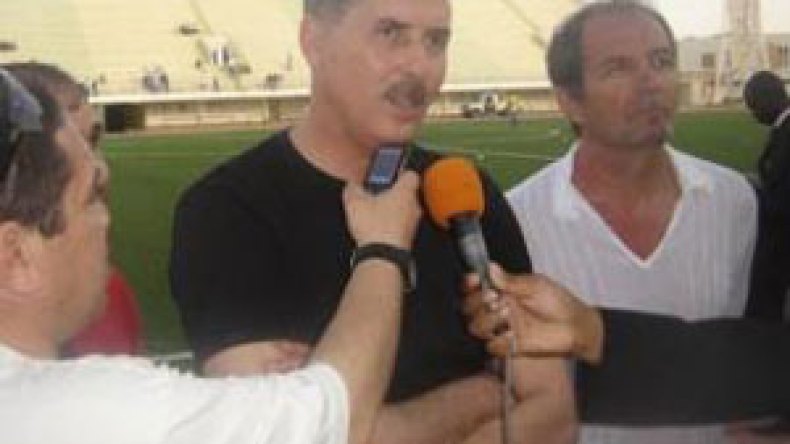 سرار يحذر من الغرور والوالي يريد كأس العرب وينتظر طوكيو 2012