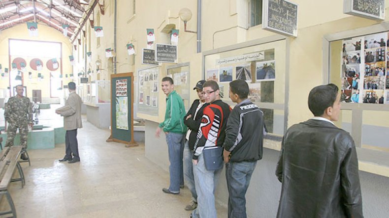 وزارة الدفاع تدعو مواليد 1998 لسحب إستدعاءات الإنتقاء الطبي