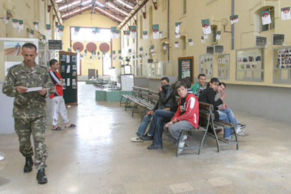 Algeria settles the situation of 657,000 people towards national service