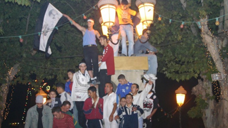 الأفراح مستمرة بعين الفوارة وأجواء كأس العرب تعود من جديد