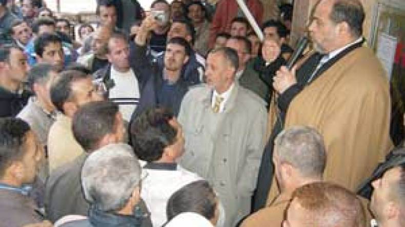 حملة انتخابية غير معلنة بين “أبو جرة” ومناصرة عبر القواعد النضالية