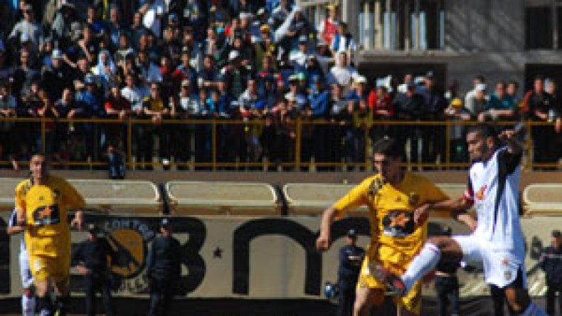 الوفاق والكناري يلتحقان بالحراش و مولودية وهران في نصف نهائي كأس الجزائر
