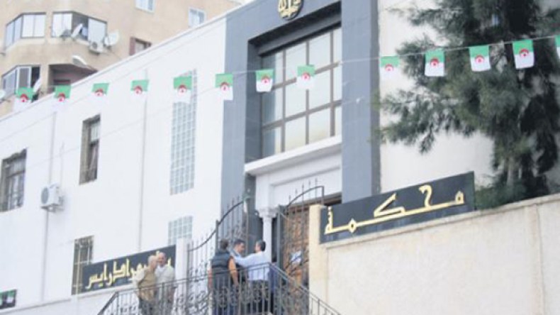 سمسار نصب على مستورد وسلبه 11 مليار سنتيم
