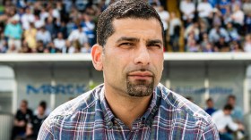 المدرب الخامس لـ “بن طالب” في ظرف خمسة أشهر فقط!