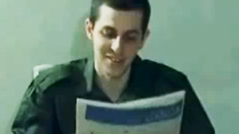 19 أسيرة مقابل دقيقة من شريط فيديو حول شاليط