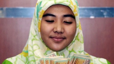 Islamic banking sees light amid crisis