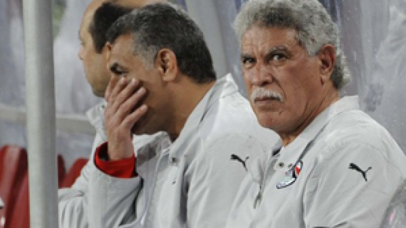 الإعلام‭ ‬والشارع‭ ‬المصريان‭ ‬صفا‭ ‬واحدا‭ ‬من‭ ‬أجل‭ ‬‮”‬أربعاء‭ ‬رحيل‭ ‬شحاتة‮”‬