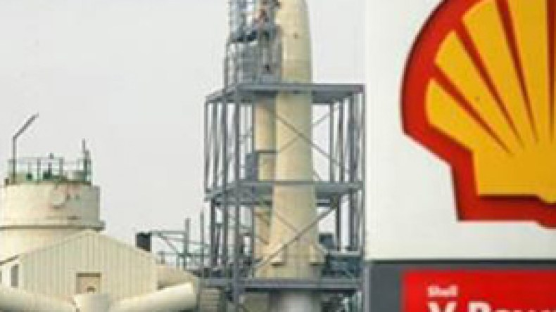 شركة  ” شيل ”  البترولية  حاولت  تخليص  عتادها  من  الجمارك  الجزائرية  بالرشاوى