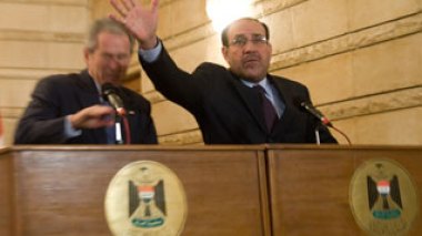 Algerian lawyers urge union to stand by al-Zaidi