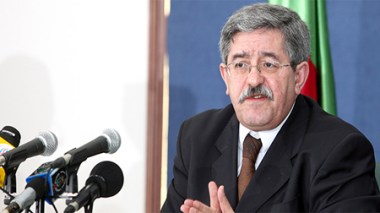 RND: Ouyahia reçu en star !