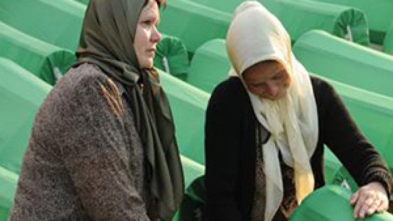 مجزرة سريبرينيتسا ماتزال راسخة في أذهان البوسنيين