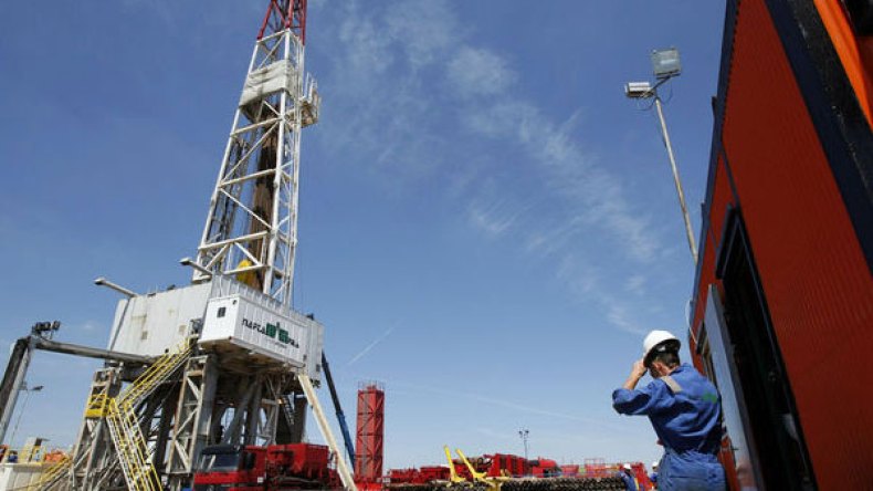 بعث مشروع الغاز الصخري بين الحاجة والخطر البيئي