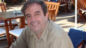 سيد أحمد أقومي يكتب رسالة اليوم العربي للمسرح